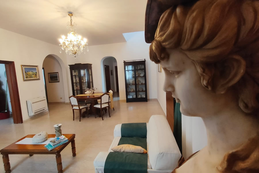 Living room of the Villa del Custode in Trapani